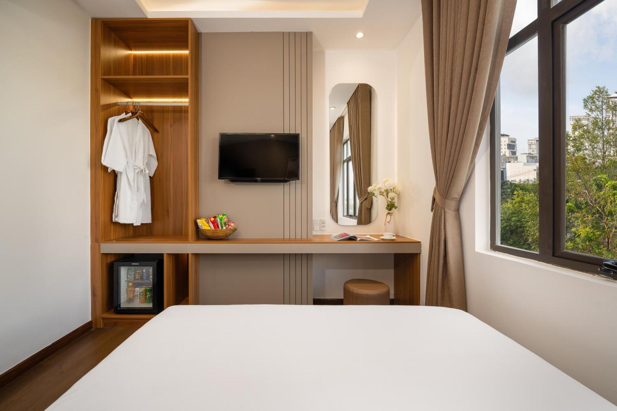 Duong Gia Hotel Danang Exterior photo